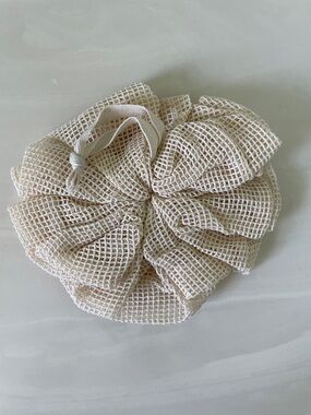 Neutral Beige Mesh Bath Pouf